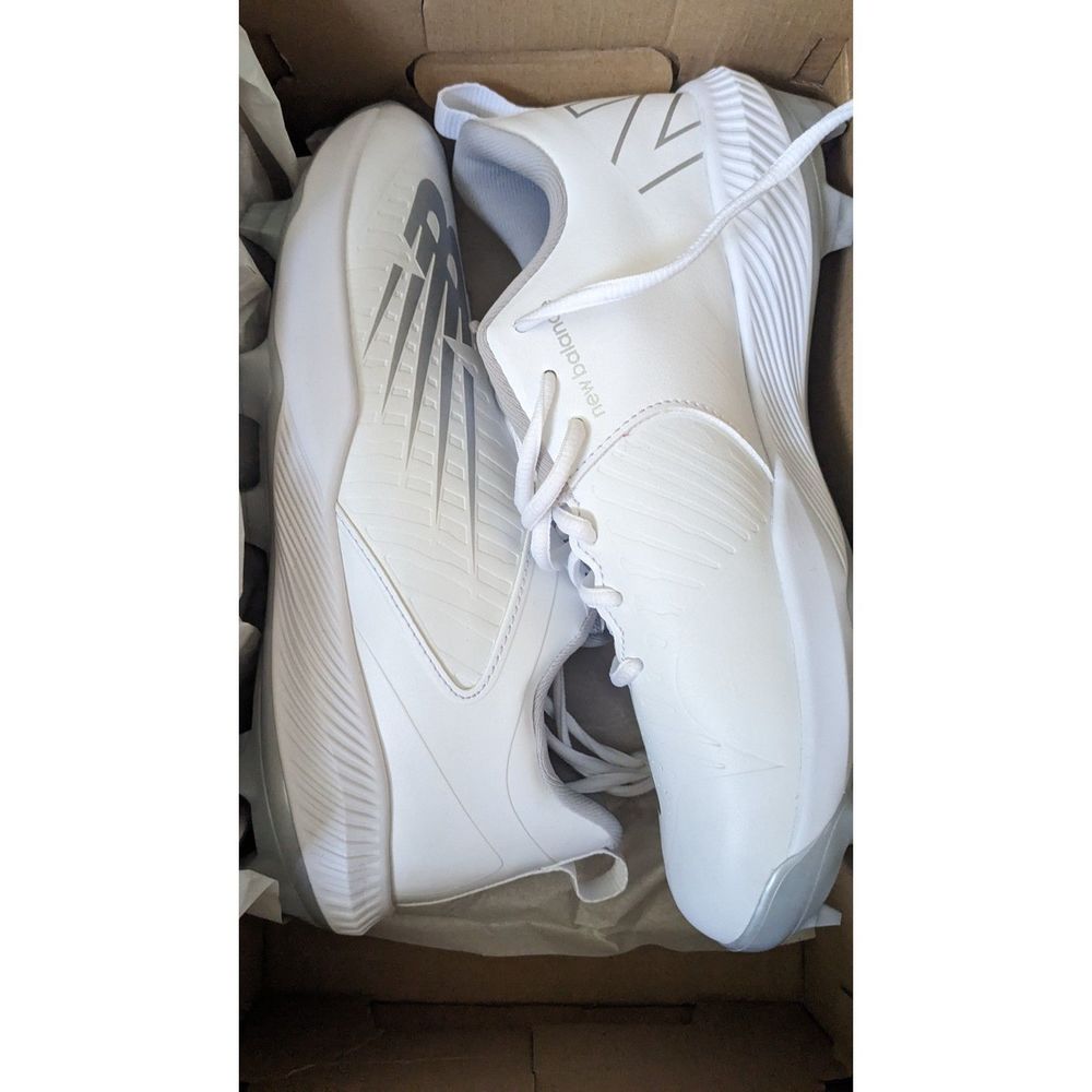 New Balance Fastpitch Molded Cleats W9.5